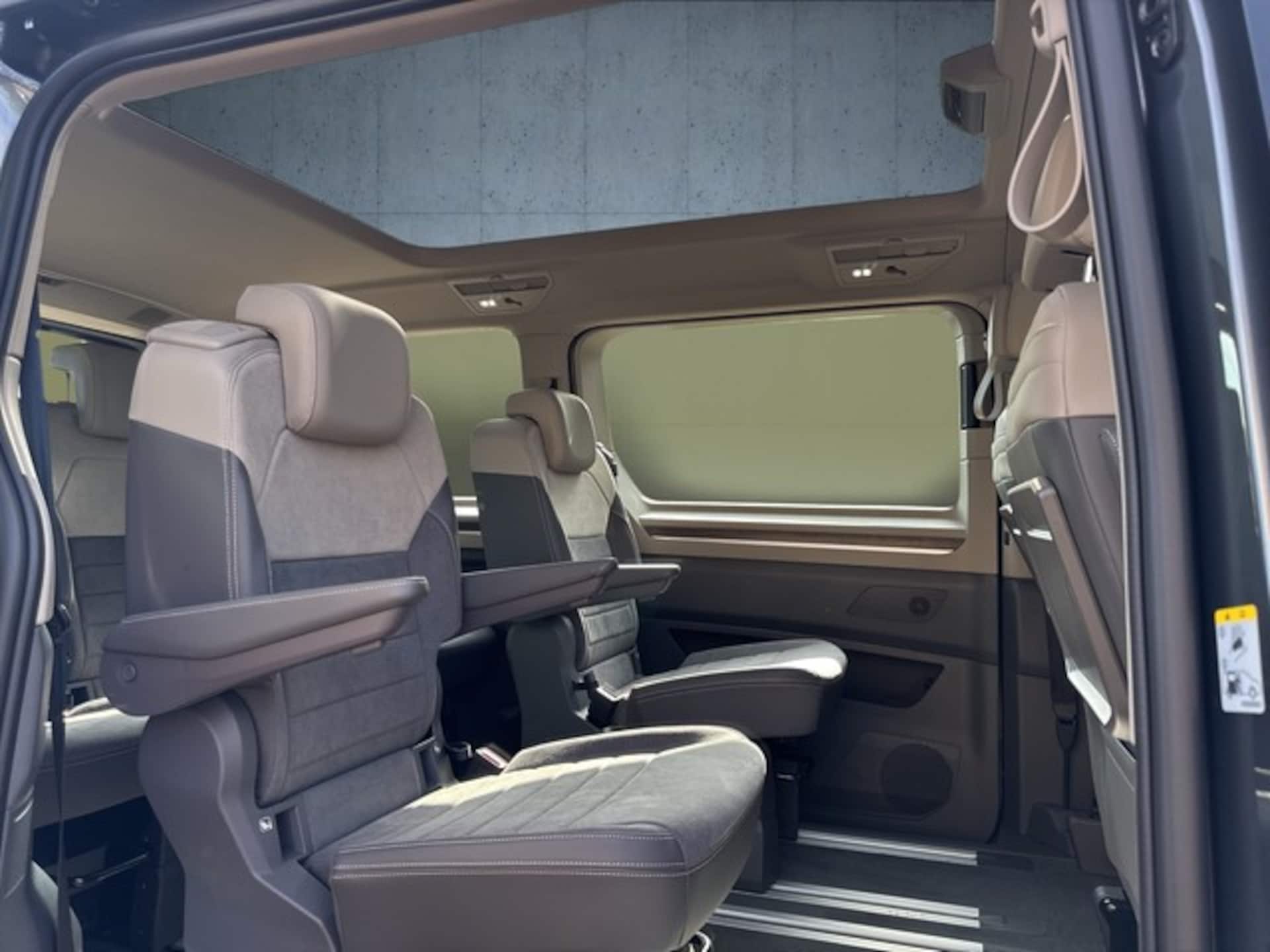 Volkswagen Multivan Langversion Style