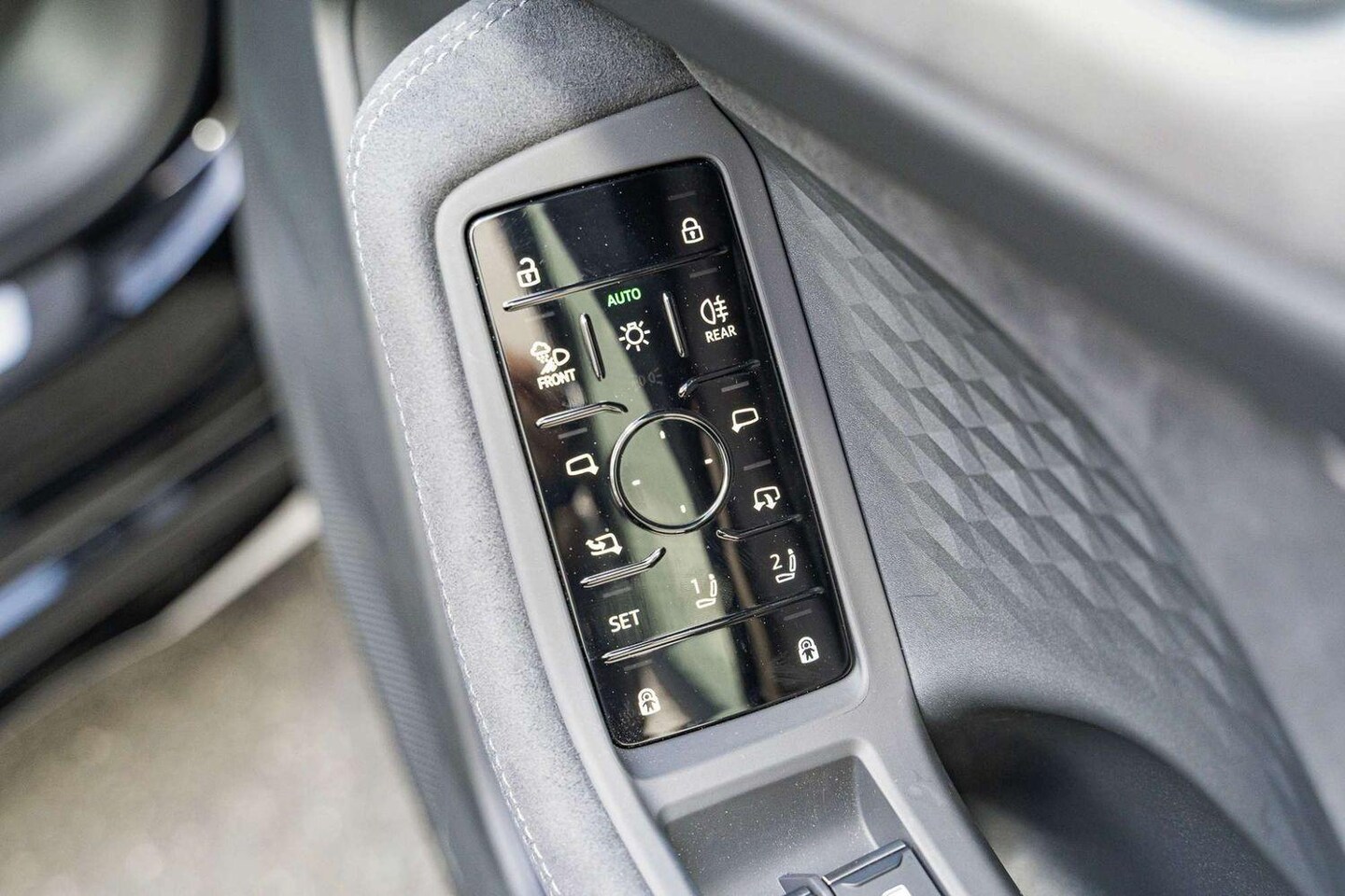 Image about Audi S5 Sedan TFSI quattro 270 kW S tronic