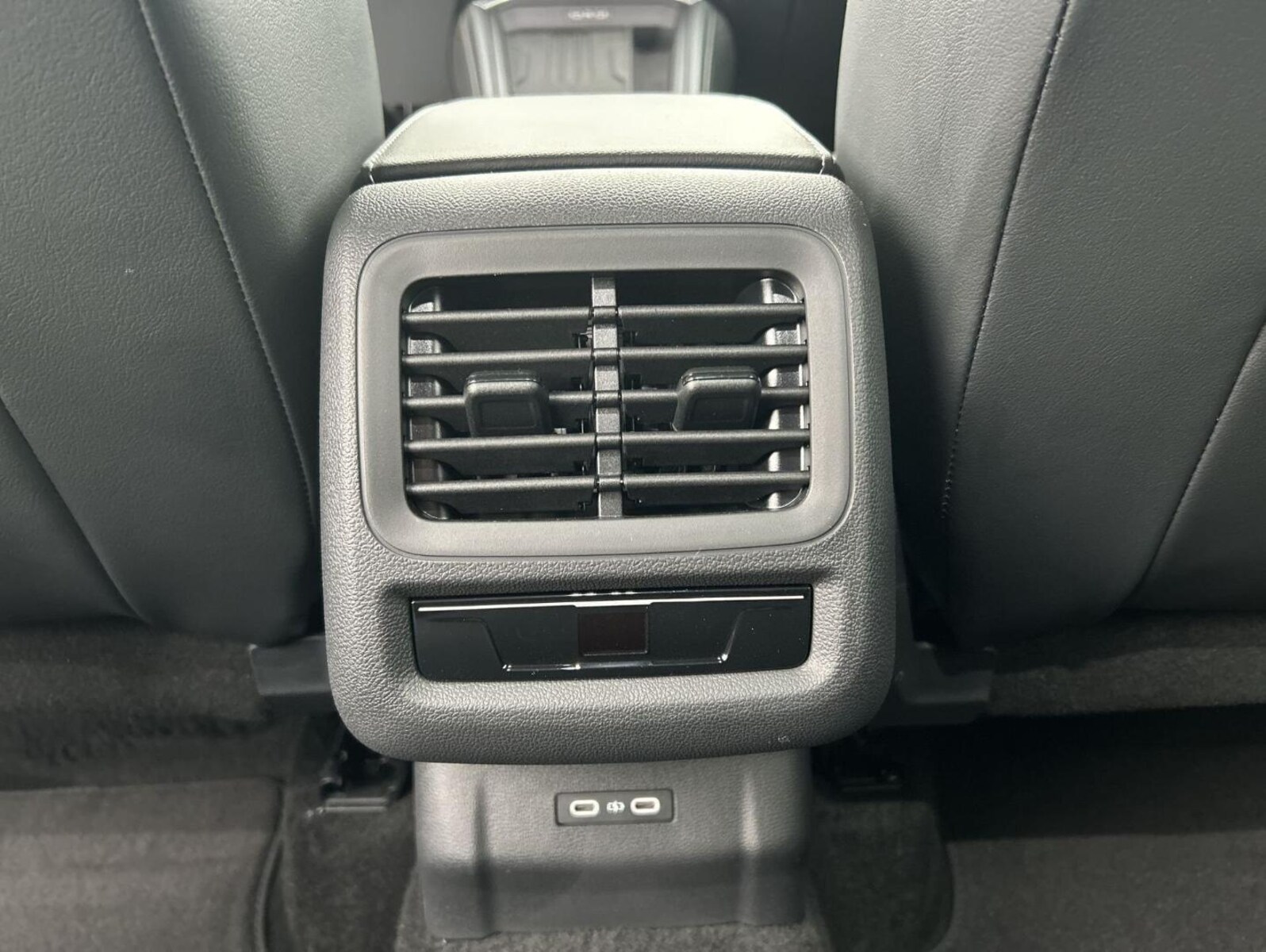 Volkswagen T-Roc – Bild 10