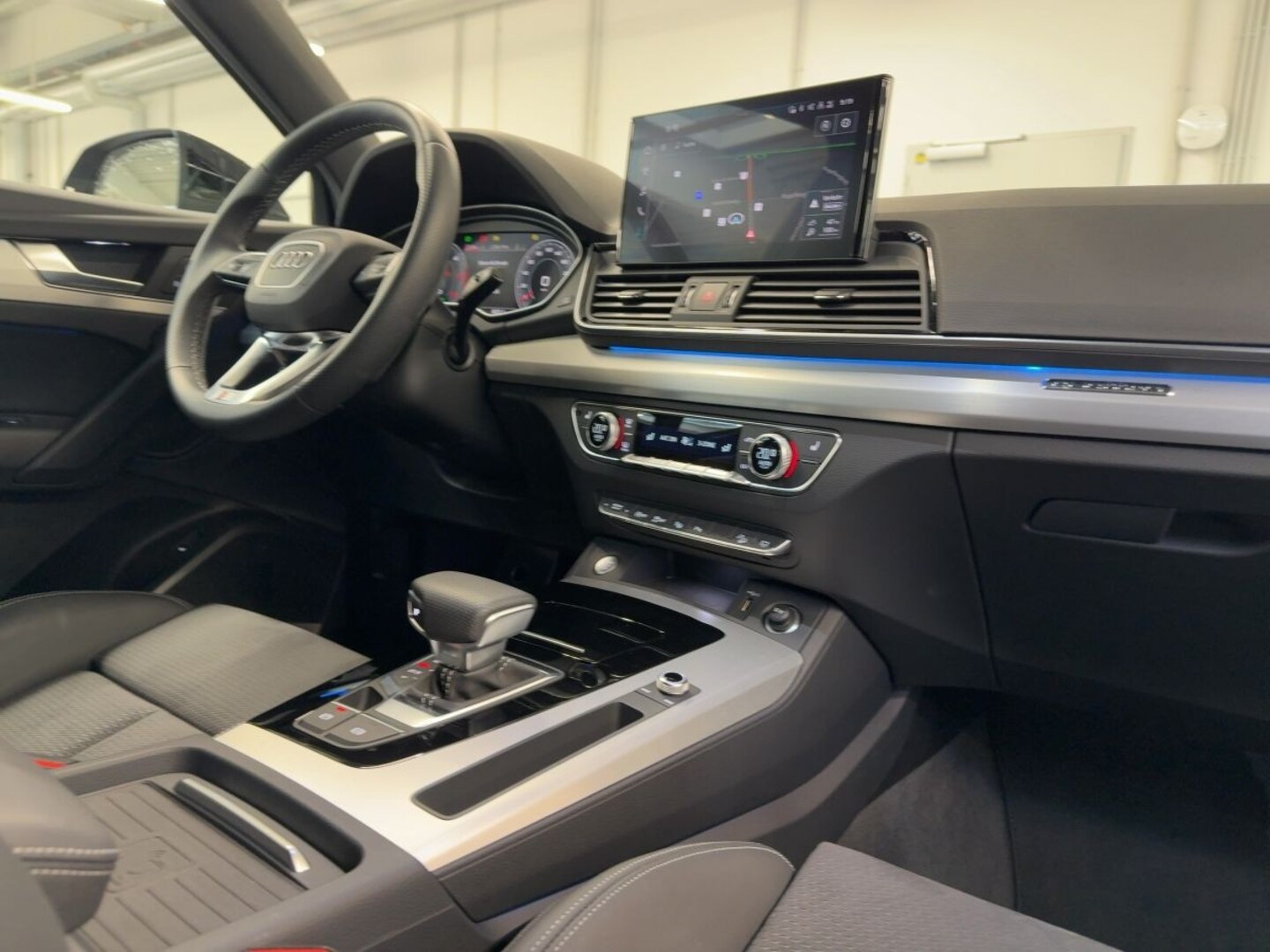 Bild über Audi Q5 Sportback 40 TDI quattro S tronic - für weitere Informationen kontaktieren Sie den Audi Partner