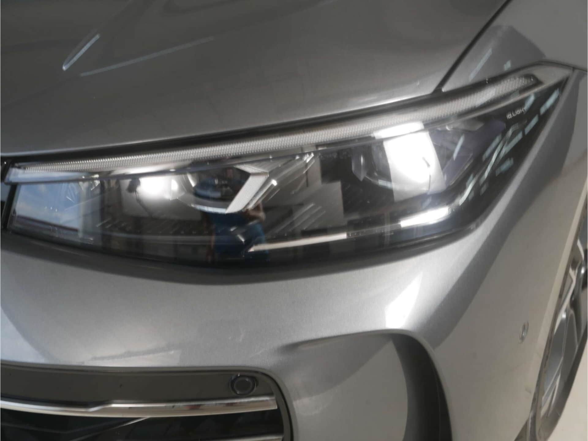 Volkswagen Passat Elegance