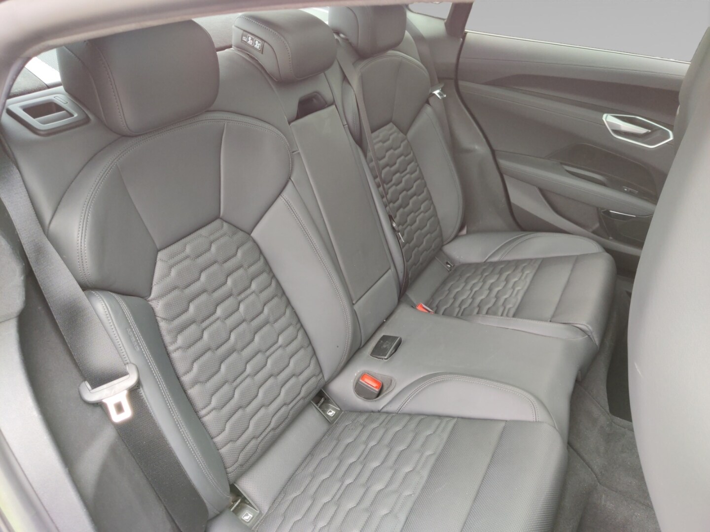 Image about Audi e-tron GT e-tron quattro