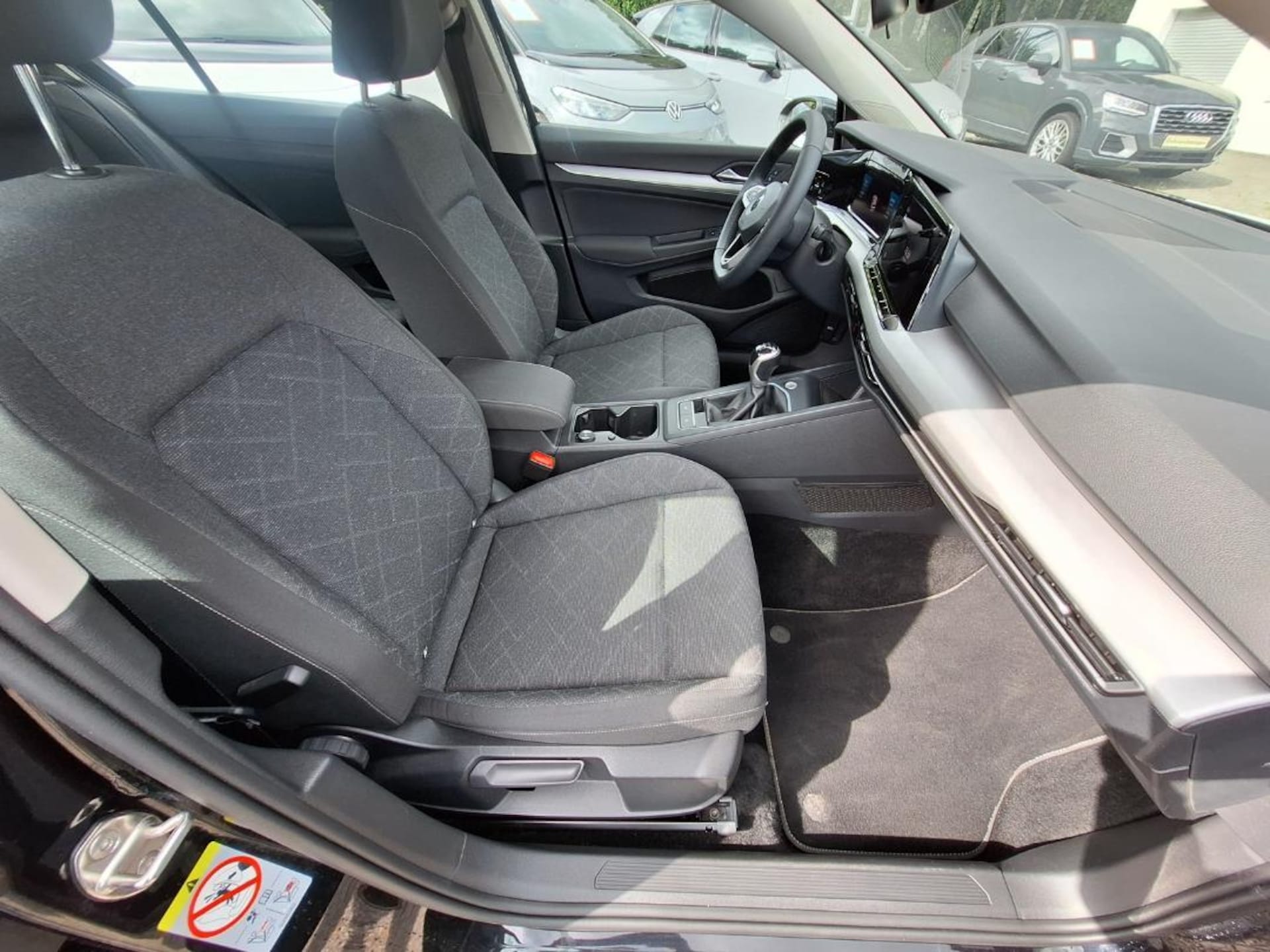 Volkswagen Golf Life