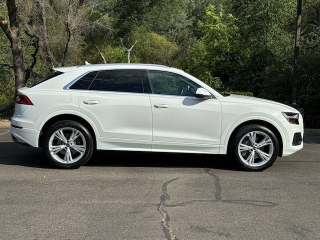 2023 Audi Q8
