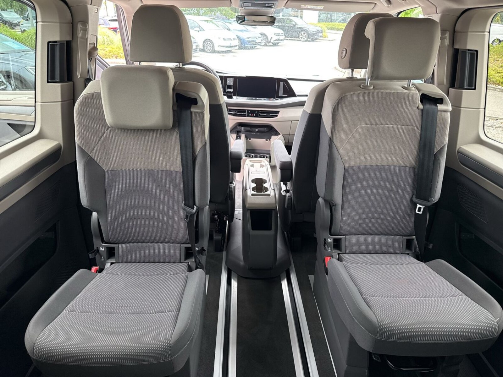 Volkswagen Multivan Langversion – Bild 13