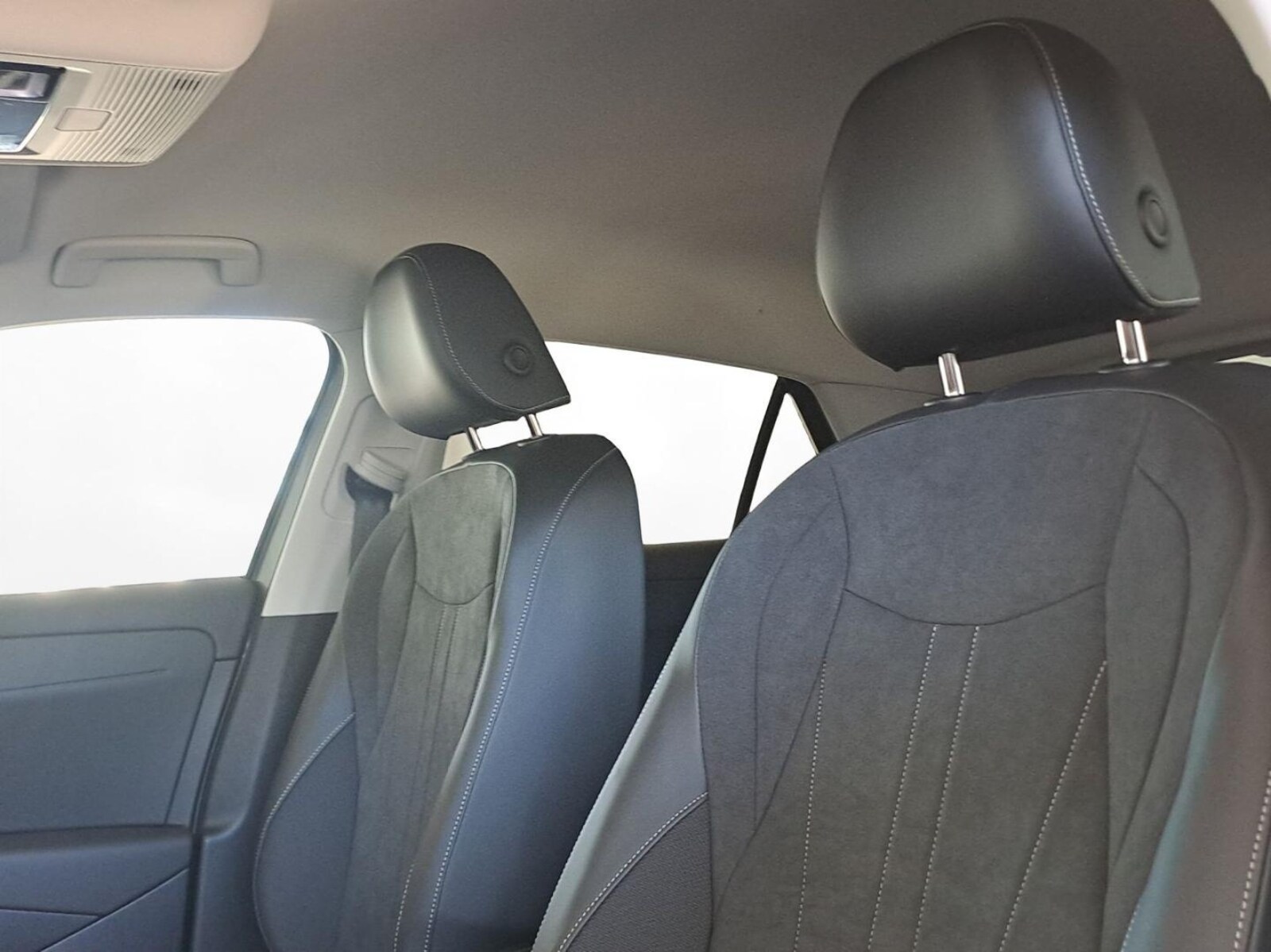 Volkswagen T-Roc – Bild 15