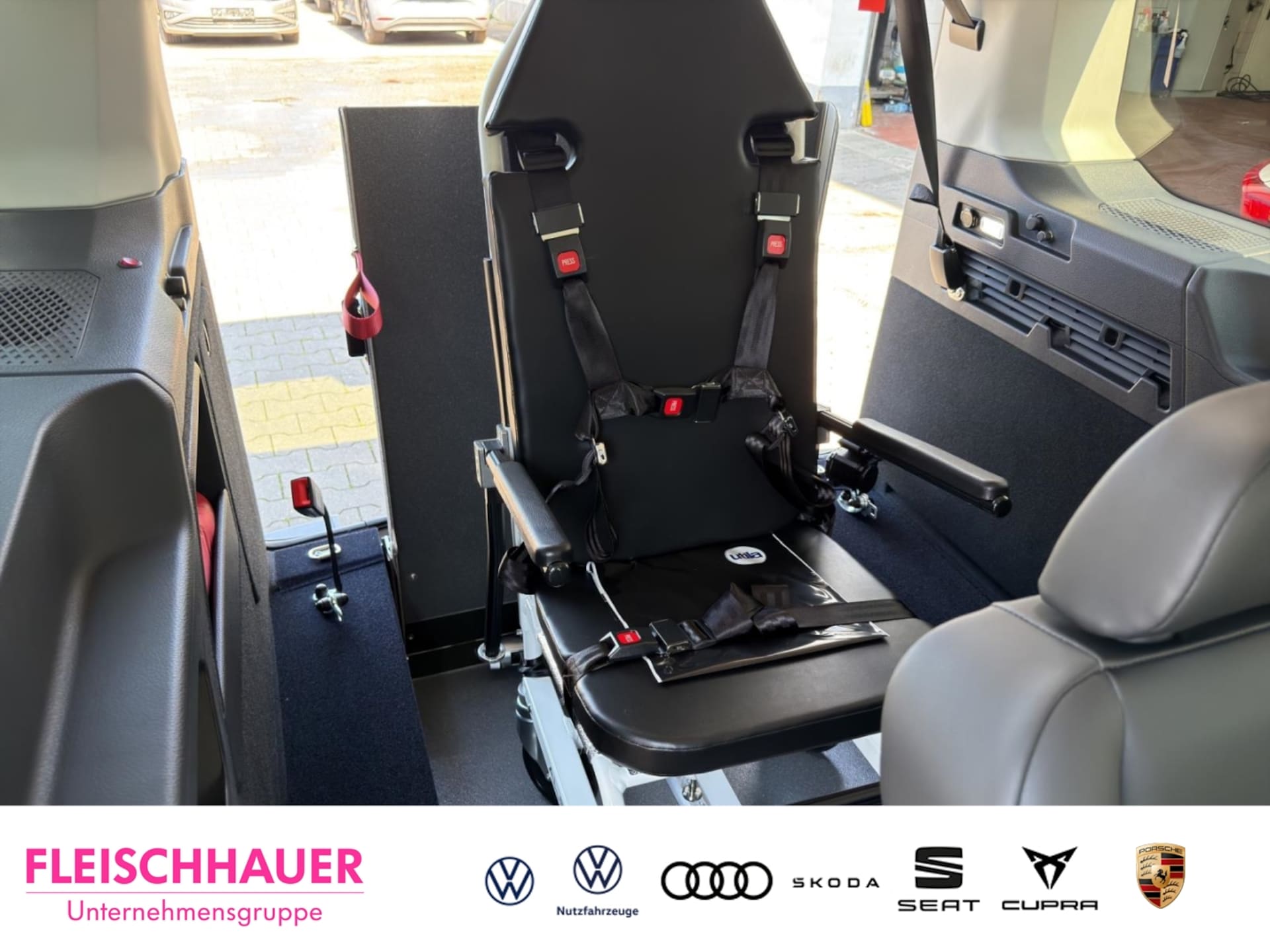 Volkswagen Caddy Maxi Basis-Modell