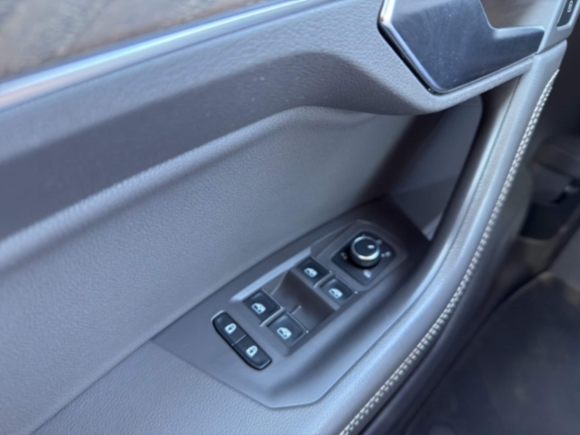 Volkswagen Touareg Basis-Modell