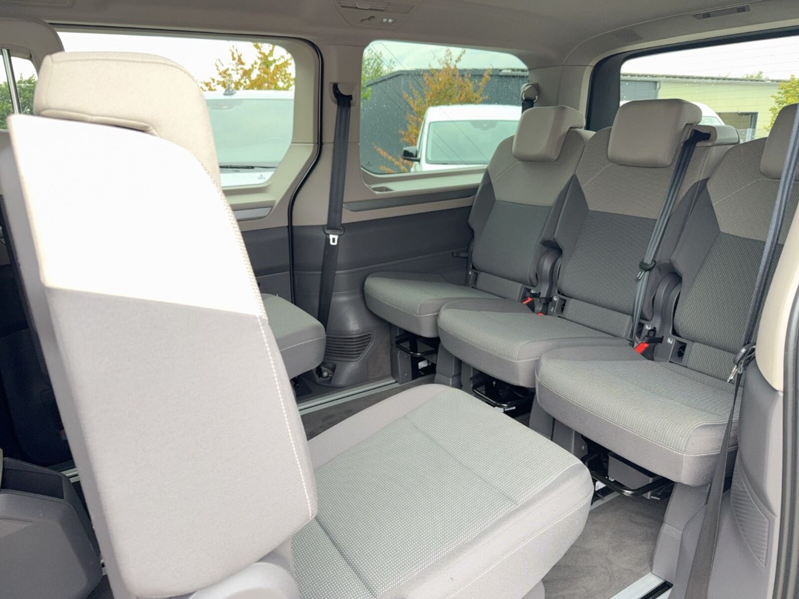 Volkswagen Multivan Langversion – Bild 15
