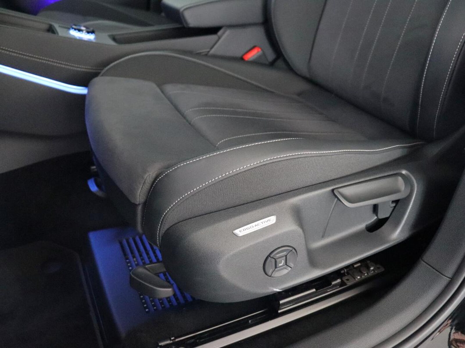 Volkswagen T-Roc – Bild 9