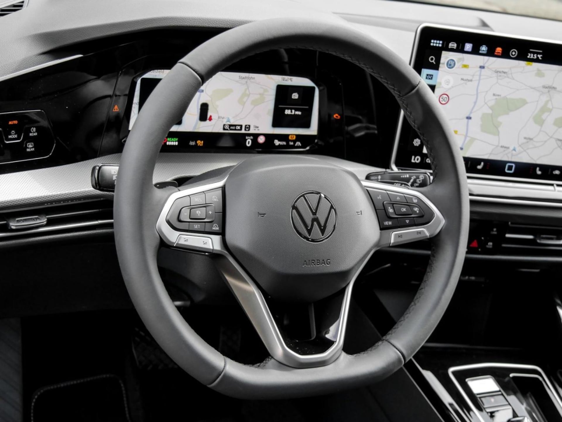 Volkswagen Golf Style