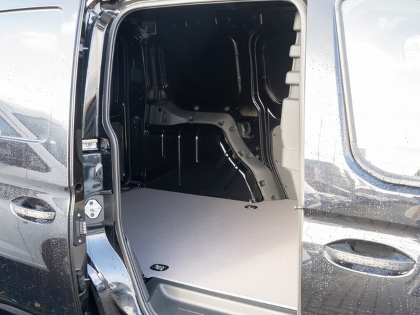 Volkswagen Caddy Cargo – Bild 10