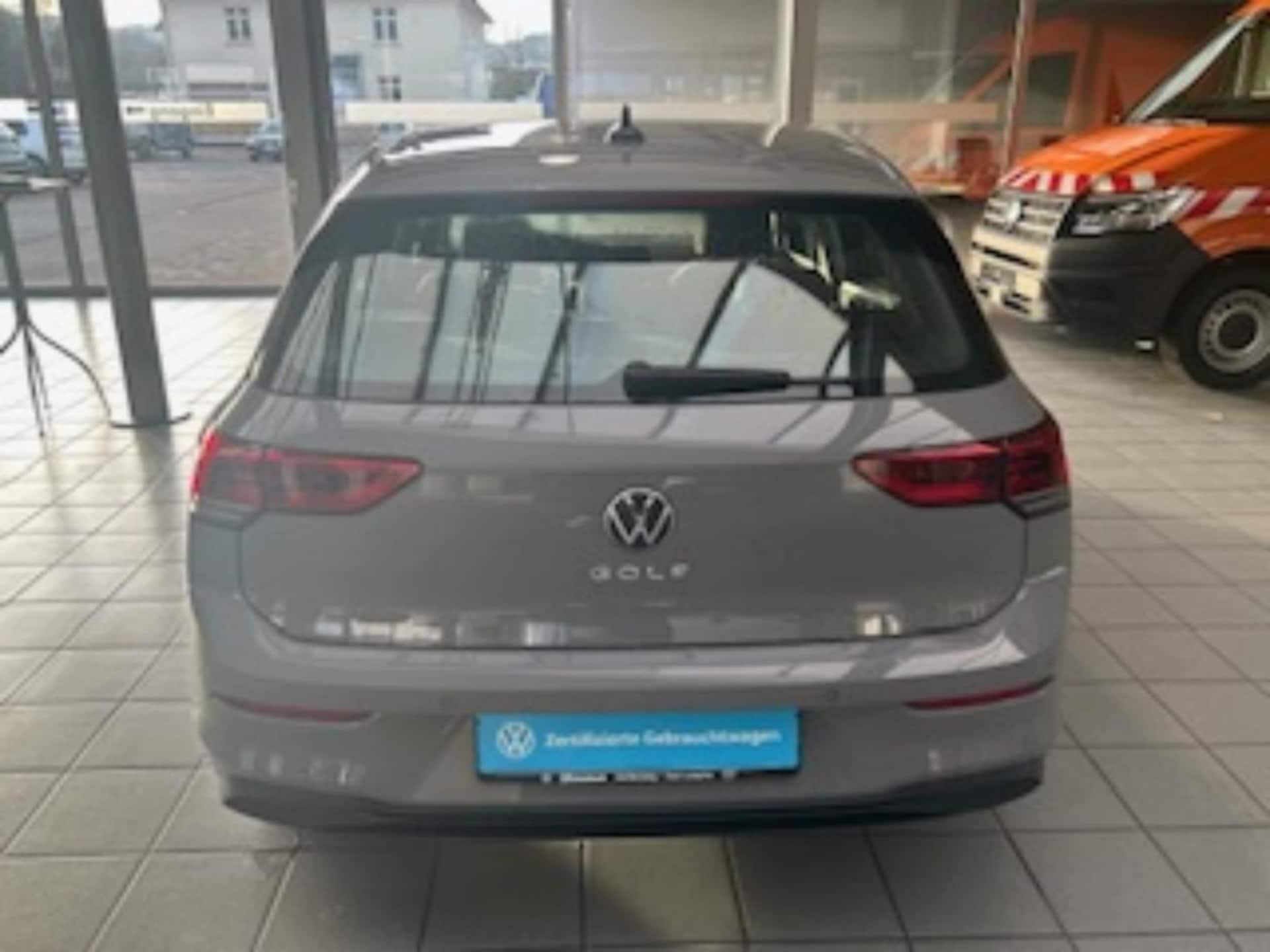 Volkswagen Golf Life