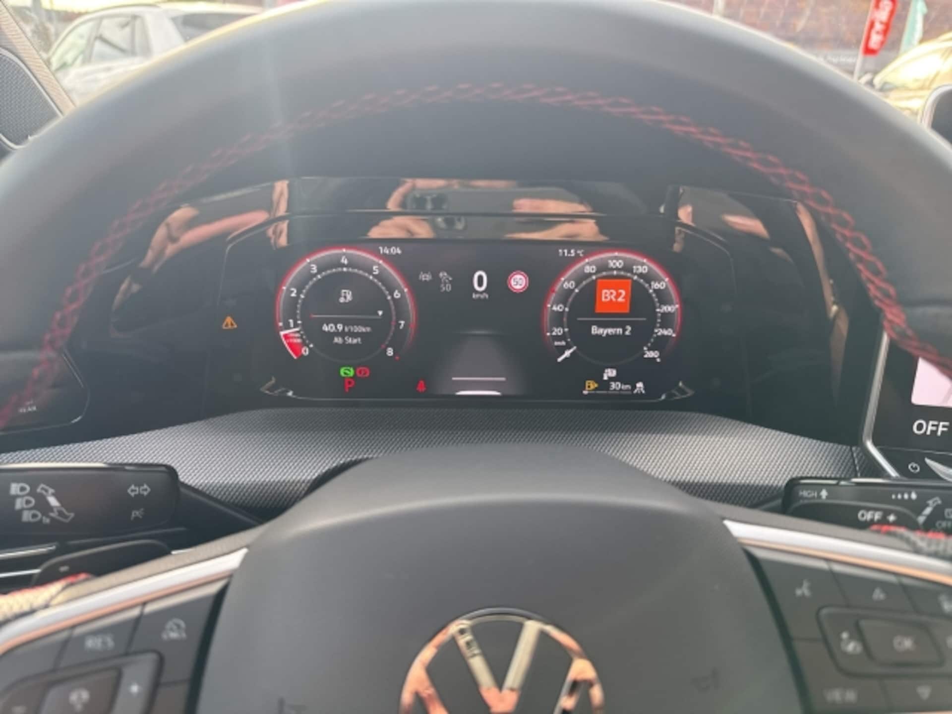 Volkswagen Golf GTI