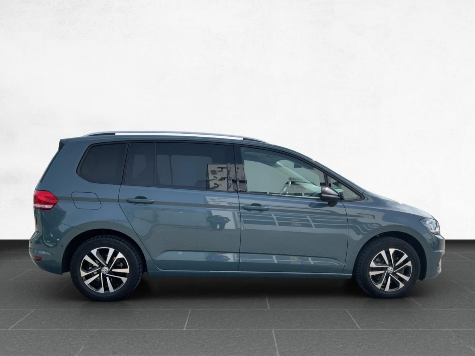 Volkswagen Touran IQ.DRIVE
