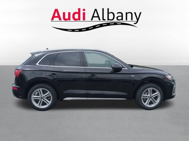 2025 Audi Q8