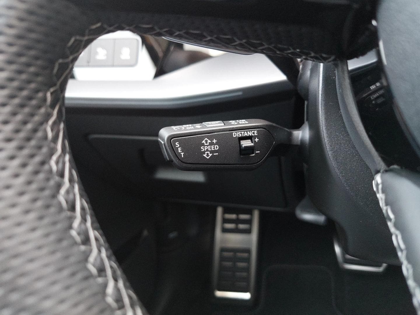 Bild über Audi S3 Sportback TFSI quattro S tronic - für weitere Informationen kontaktieren Sie den Audi Partner