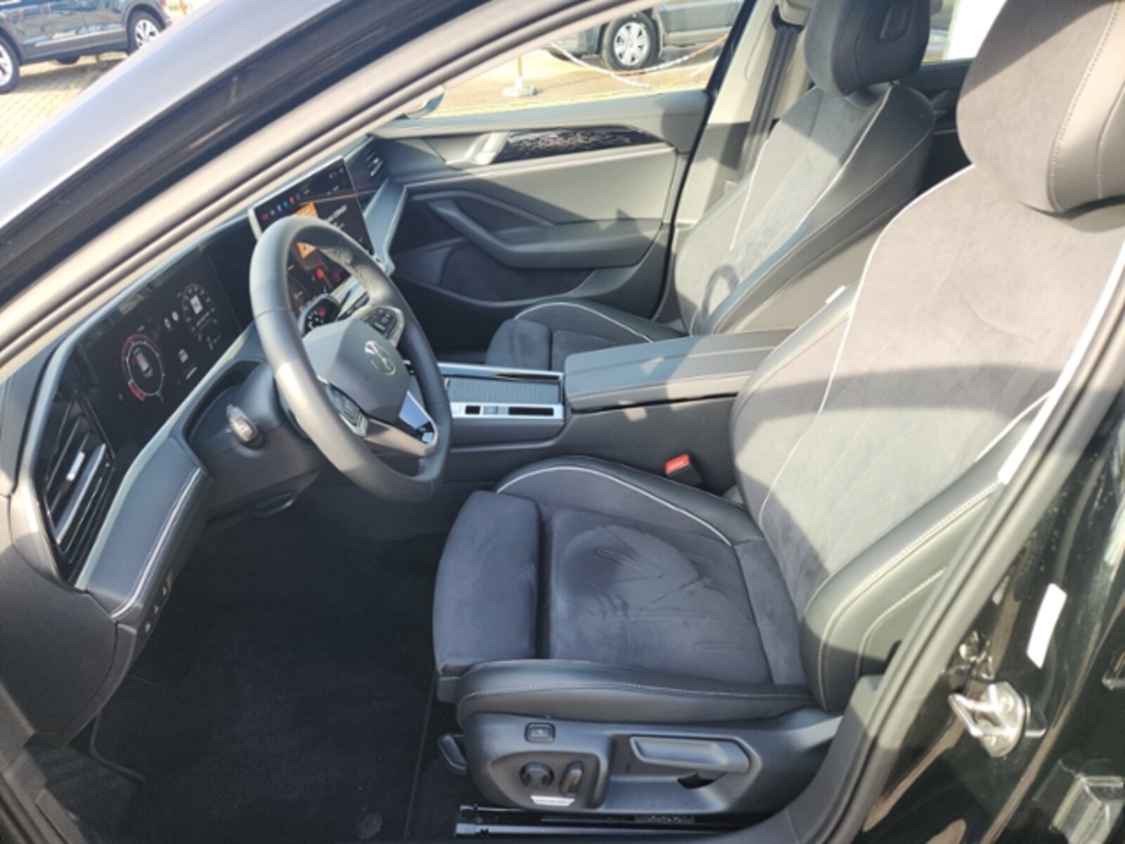 Volkswagen Passat – Bild 8