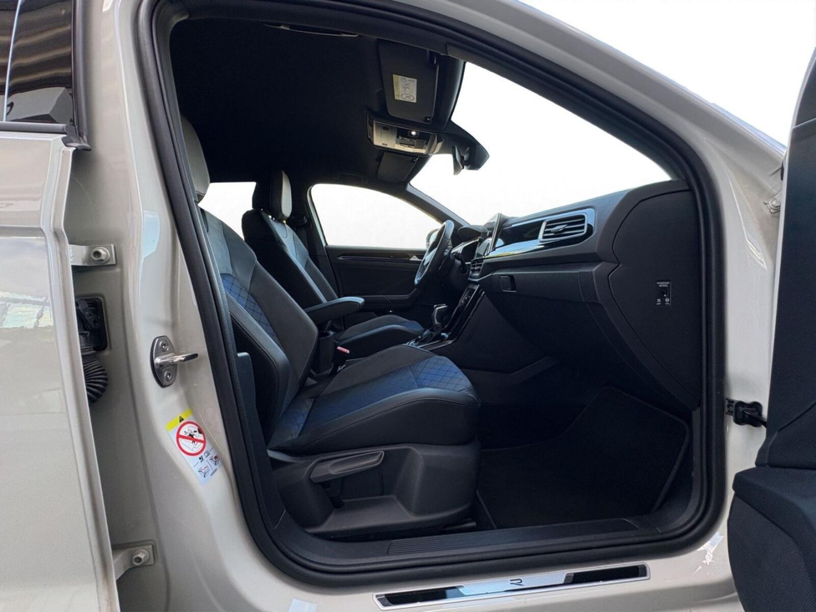 Volkswagen T-Roc – Bild 4