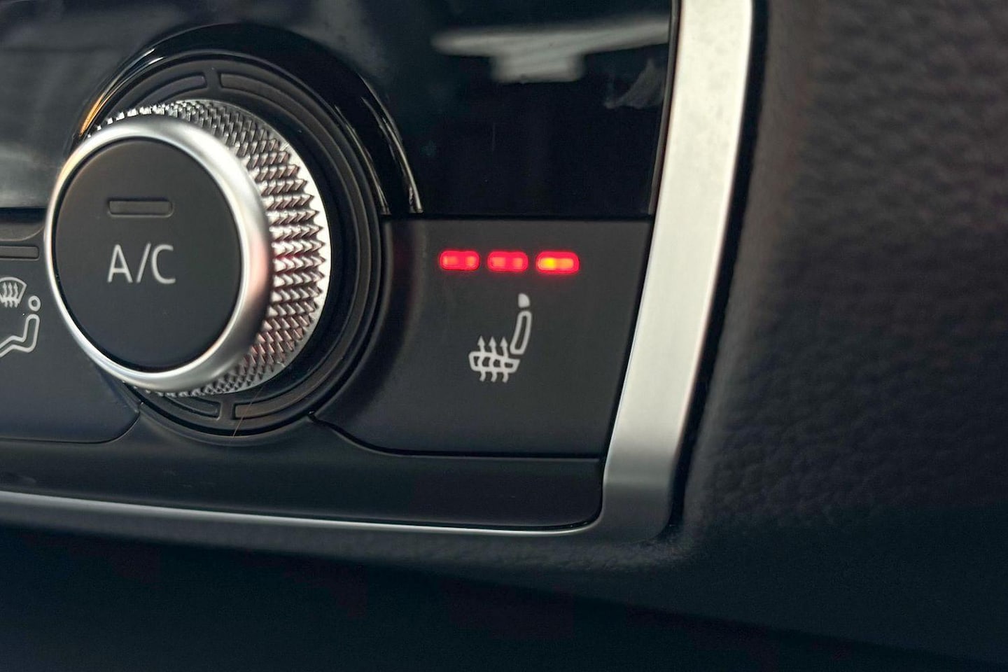 Image about Audi RS Q3 TFSI quattro S tronic