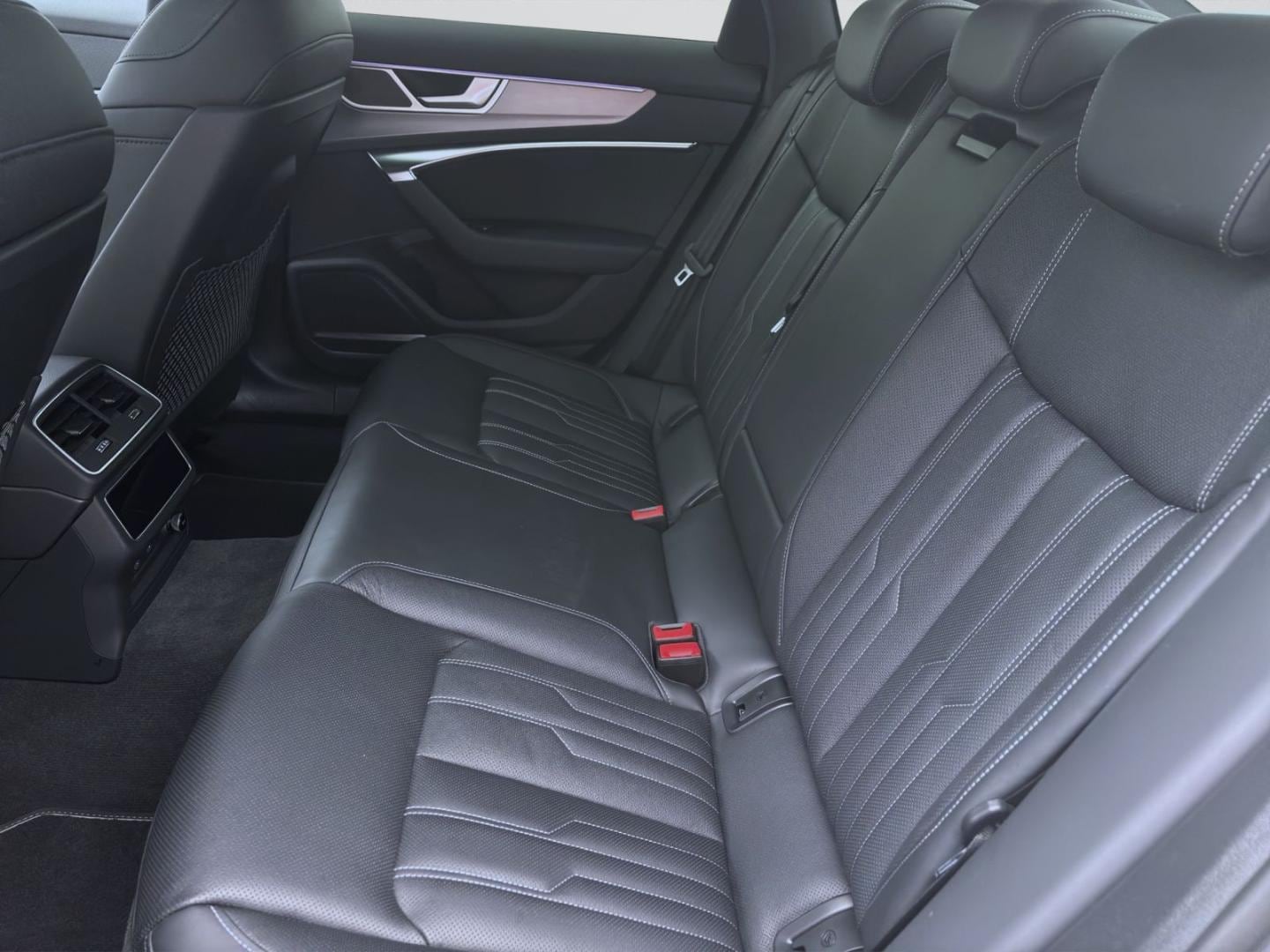 Bild über Audi A6 Limousine S line 50 TDI quattro tiptronic - für weitere Informationen kontaktieren Sie den Audi Partner