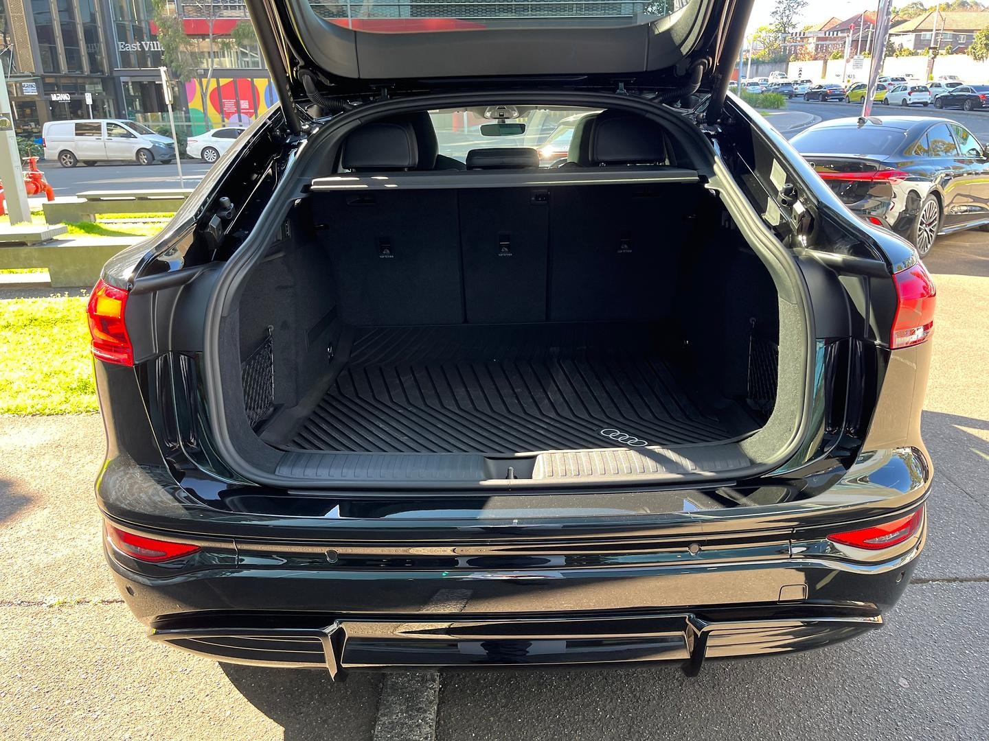 Image about Audi SQ6 Sportback e-tron e-tron quattro