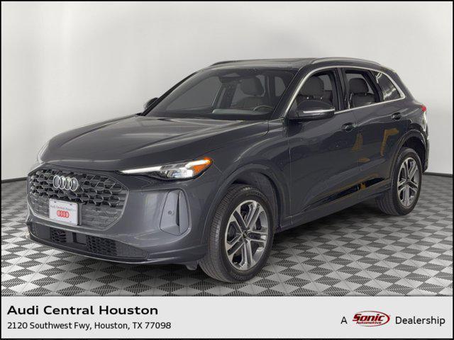 2025 Audi Q5 Premium Plus quattro's photo