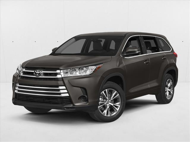 2018 Toyota Highlander LE Plus V6's photo