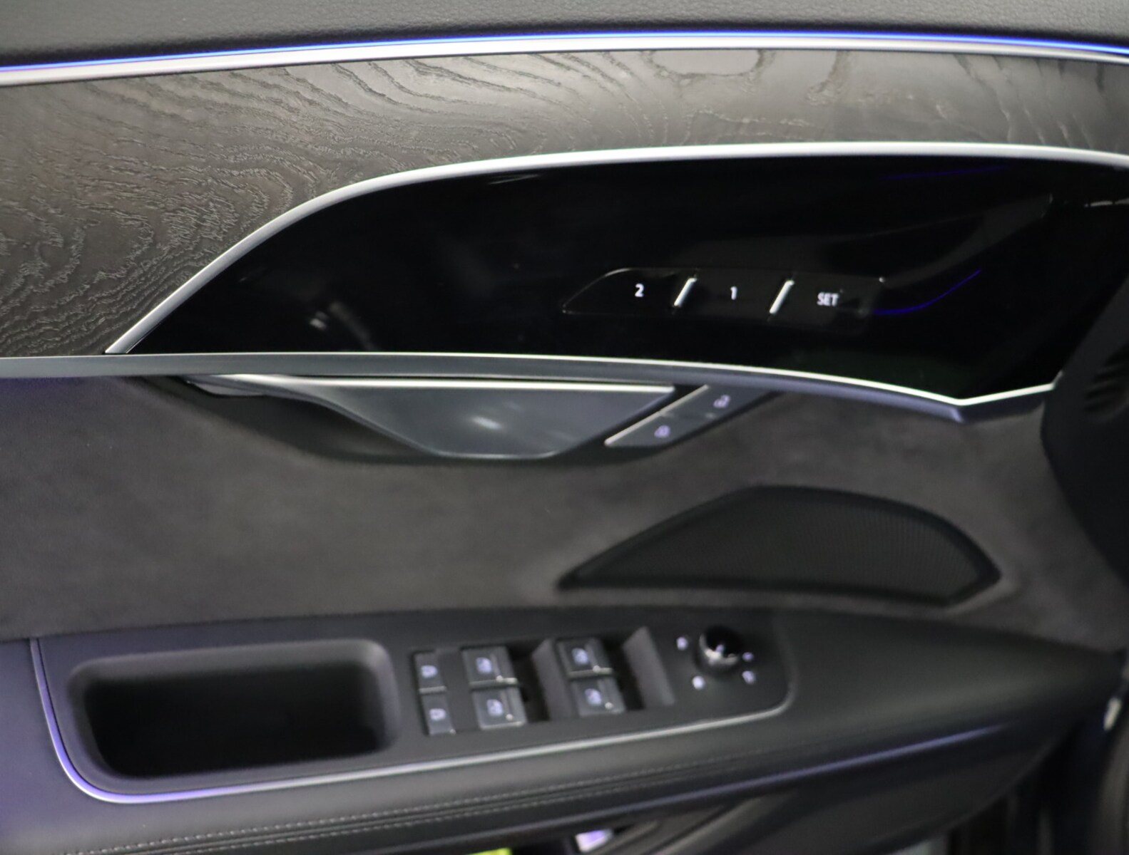 Audi A8 – Bild 9
