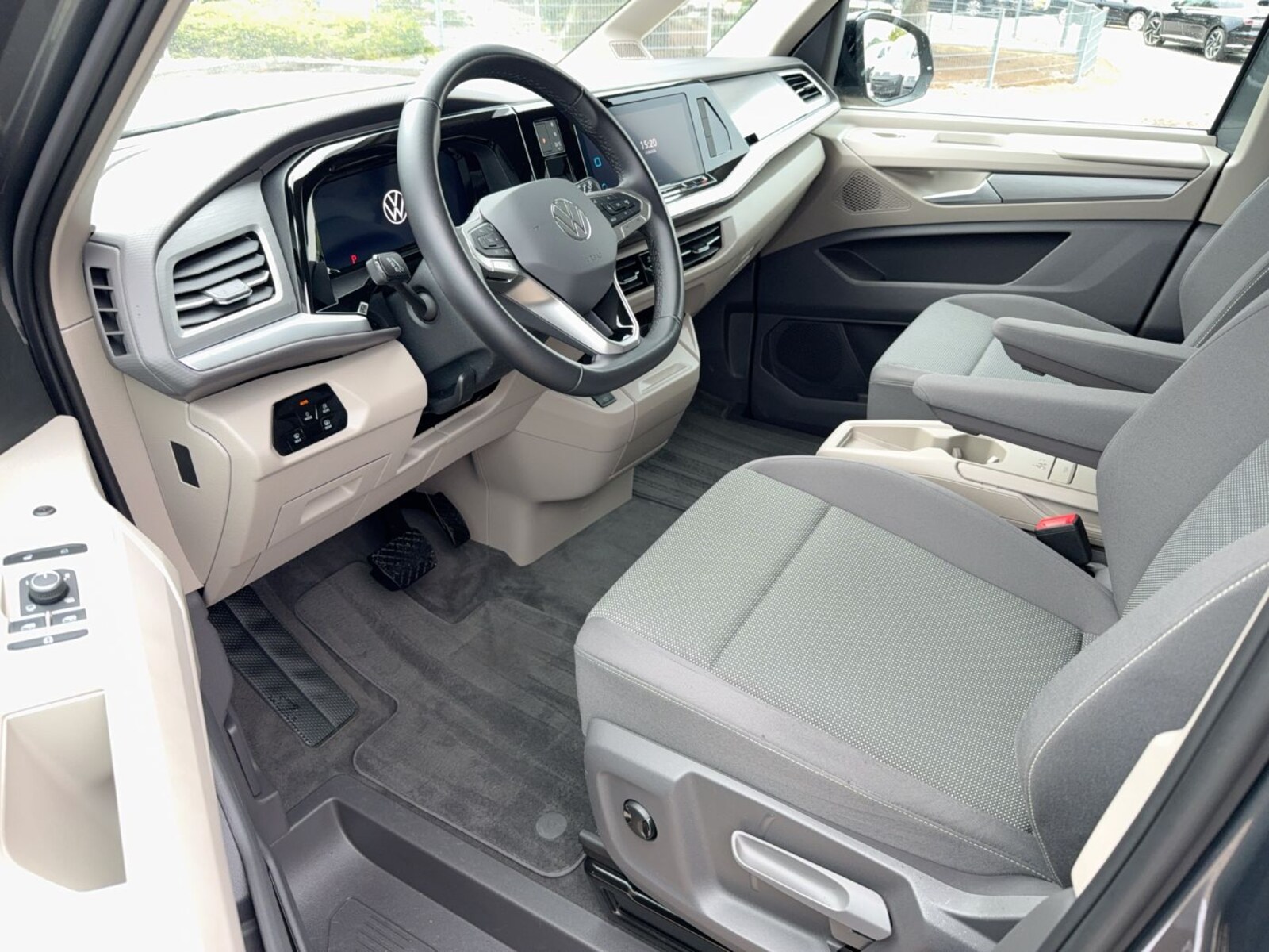 Volkswagen Multivan Langversion – Bild 20