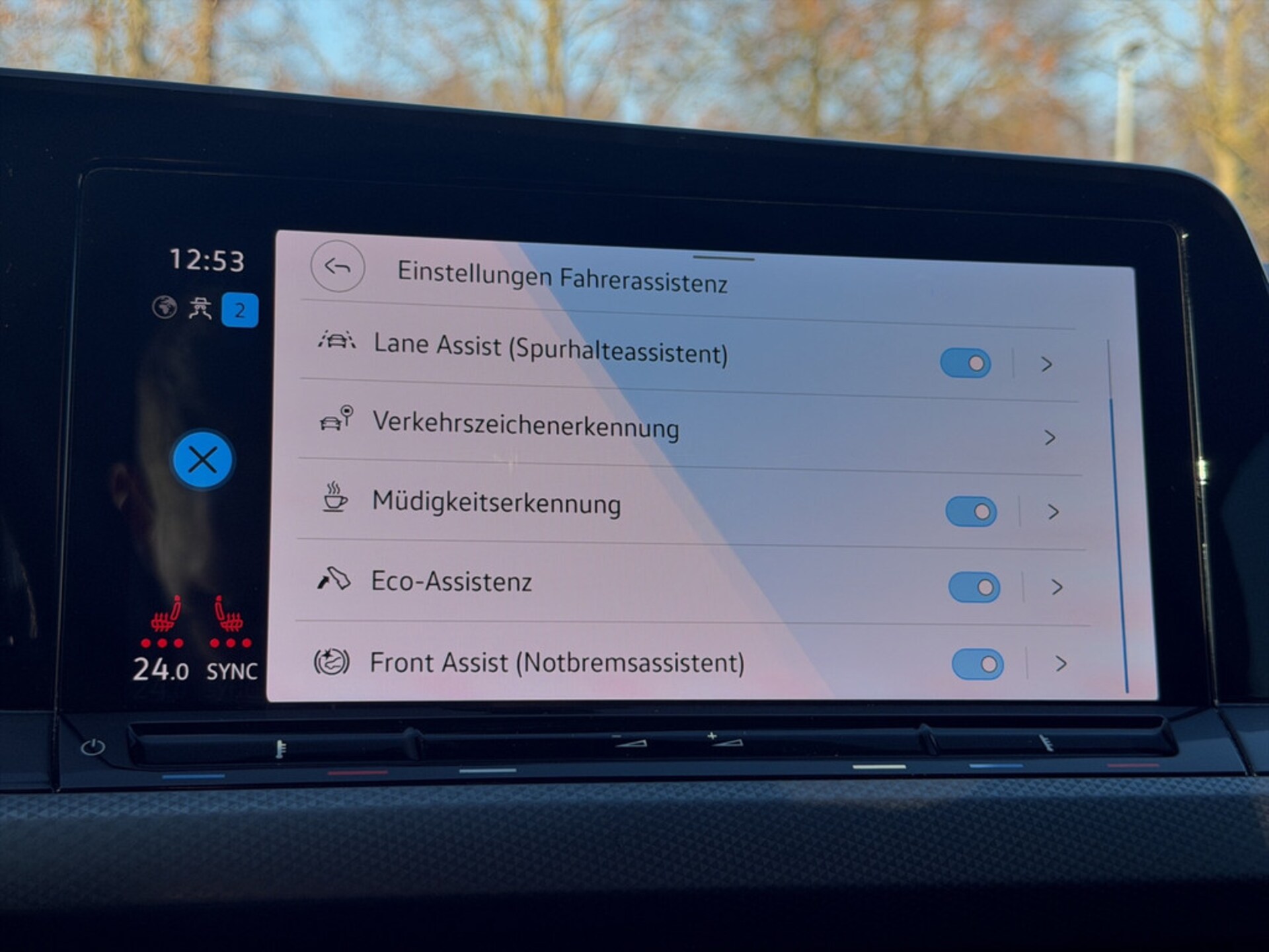 Volkswagen Golf Active
