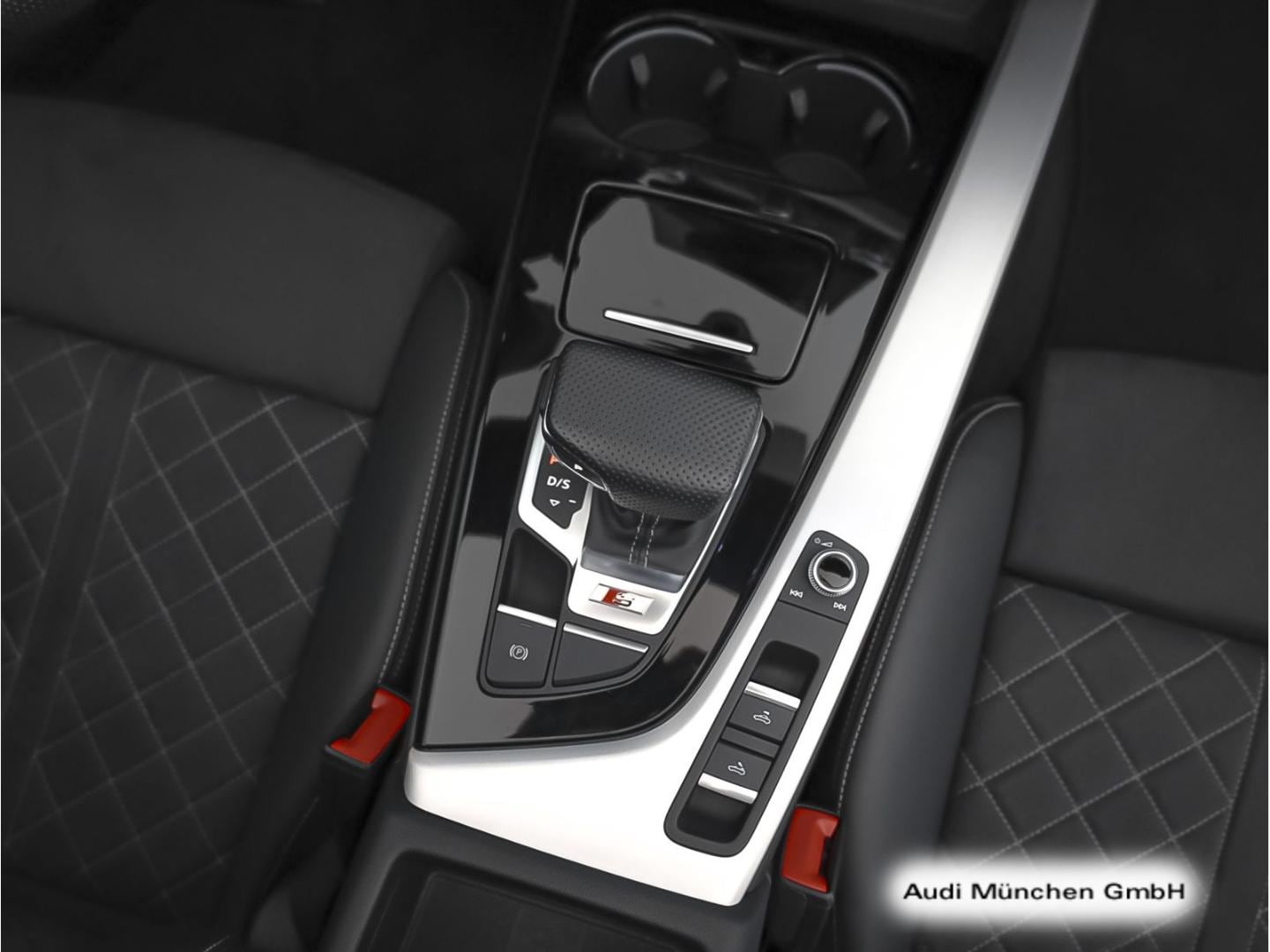 Bild über Audi S5 Cabriolet TFSI quattro tiptronic - für weitere Informationen kontaktieren Sie den Audi Partner