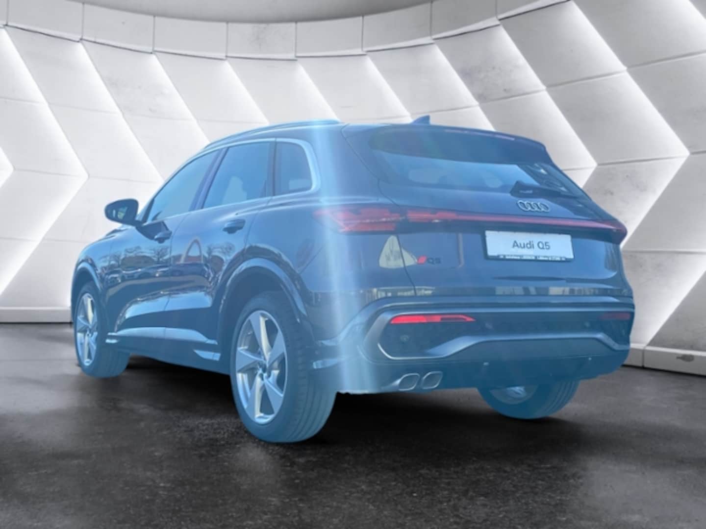 Bild über Audi Q5 SUV TDI quattro 150 kW S tronic - für weitere Informationen kontaktieren Sie den Audi Partner