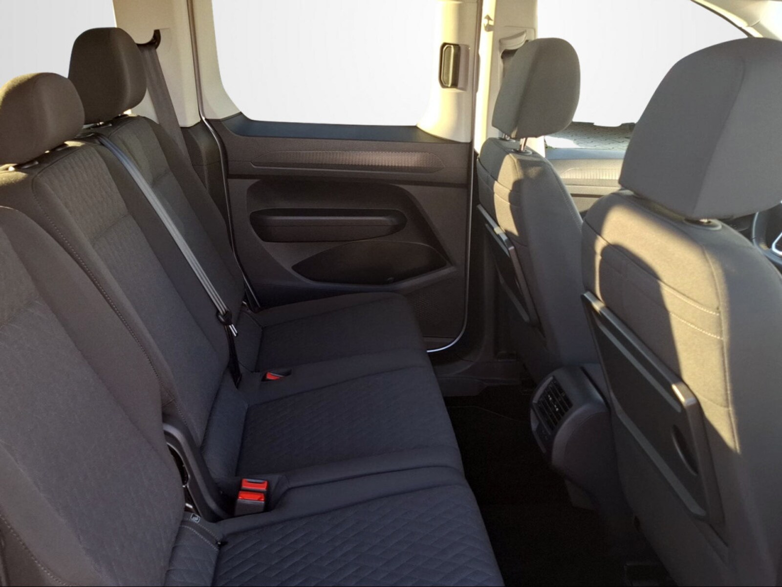 Volkswagen Caddy – Bild 11