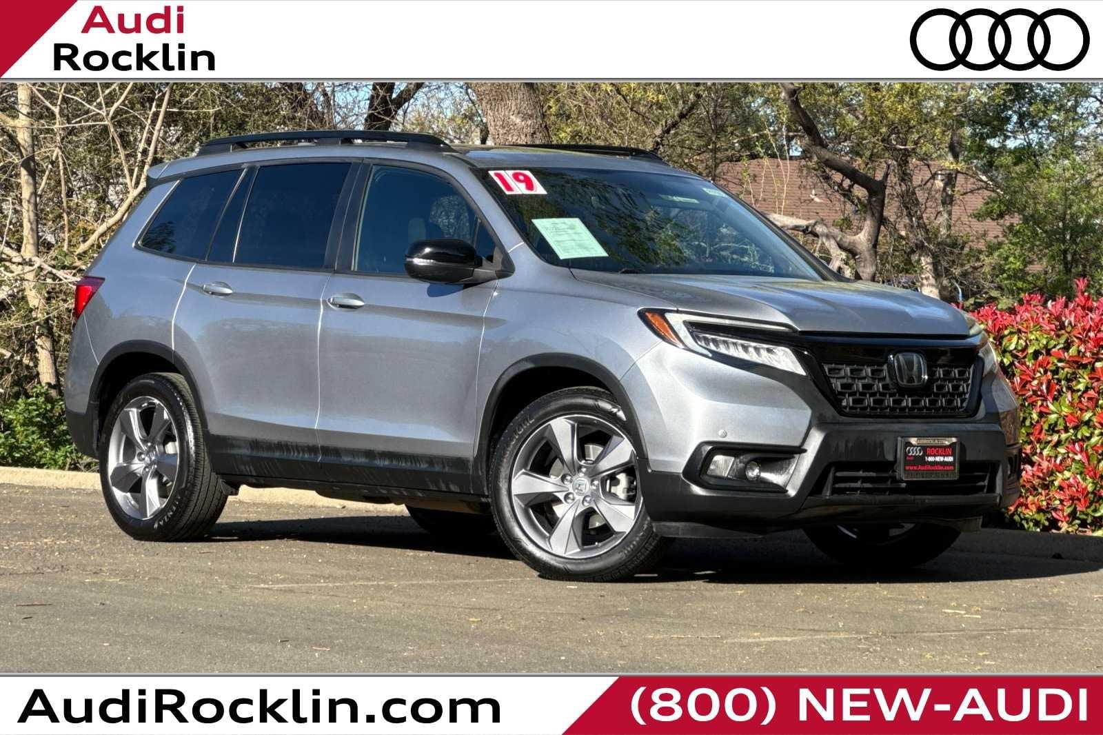 2019 Honda Passport 3.5 Touring Auto's photo