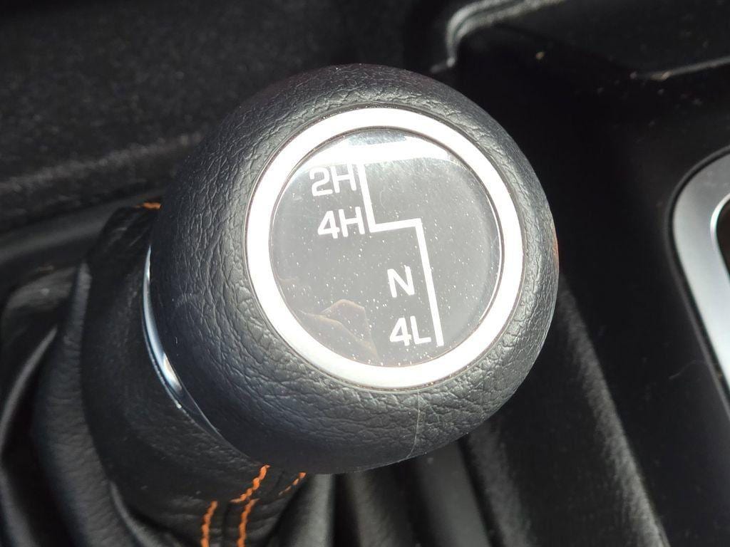 2022 Jeep Gladiator Mojave - Photo 12