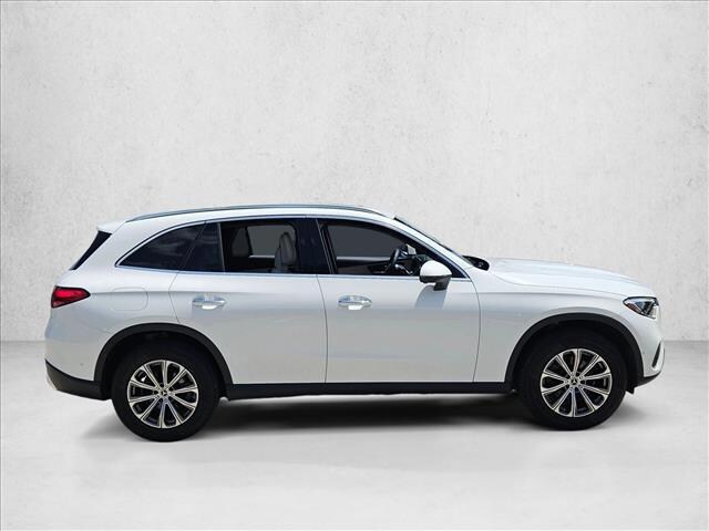 2024 Mercedes-Benz GLC 300