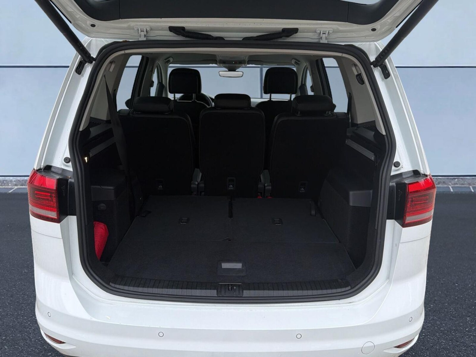 Volkswagen Touran – Bild 8