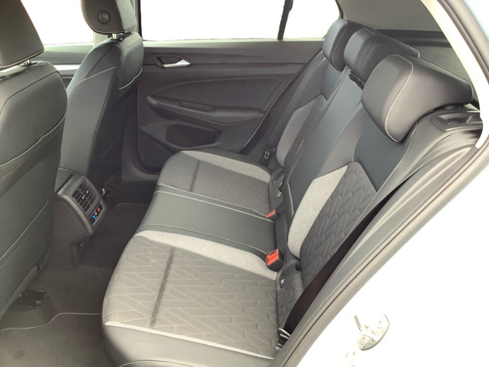 Volkswagen Golf – Bild 9