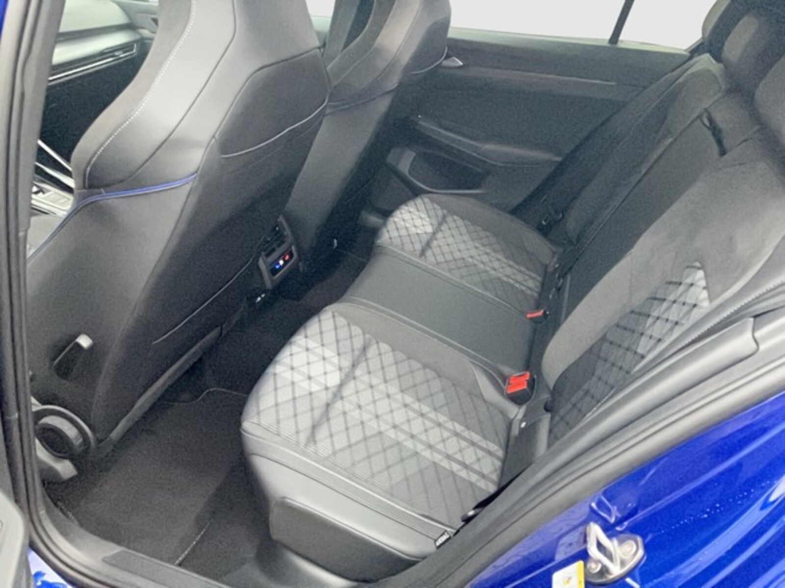 Volkswagen Golf – Bild 11