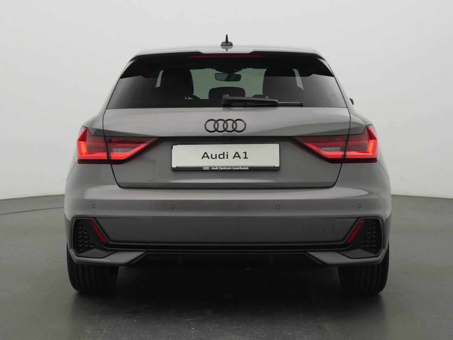 Bild über Audi A1 Sportback S line 35 TFSI S tronic - für weitere Informationen kontaktieren Sie den Audi Partner