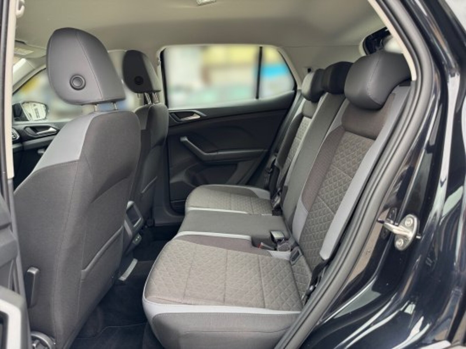 Volkswagen T-Cross – Bild 12