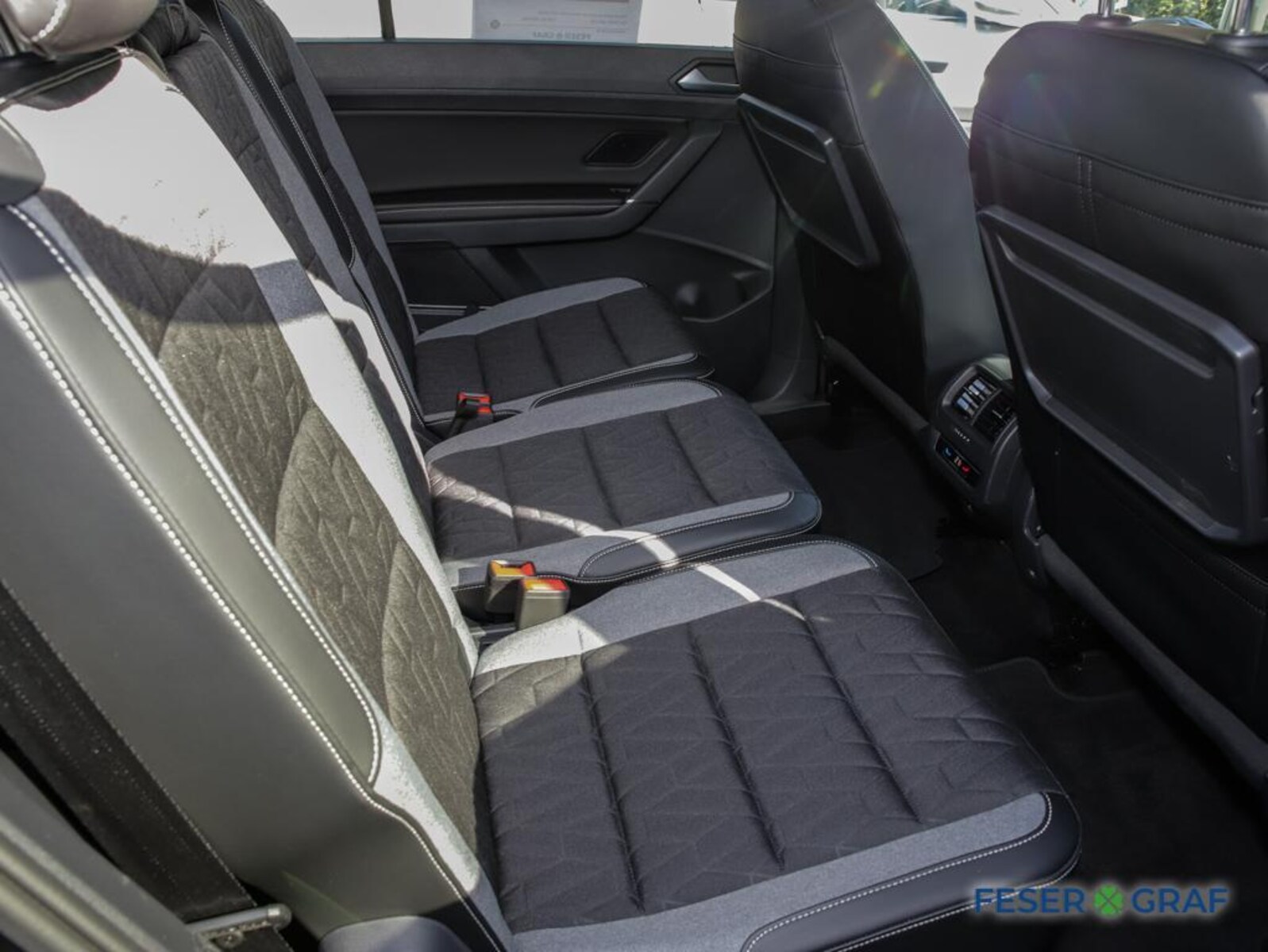 Volkswagen Touran – Bild 6