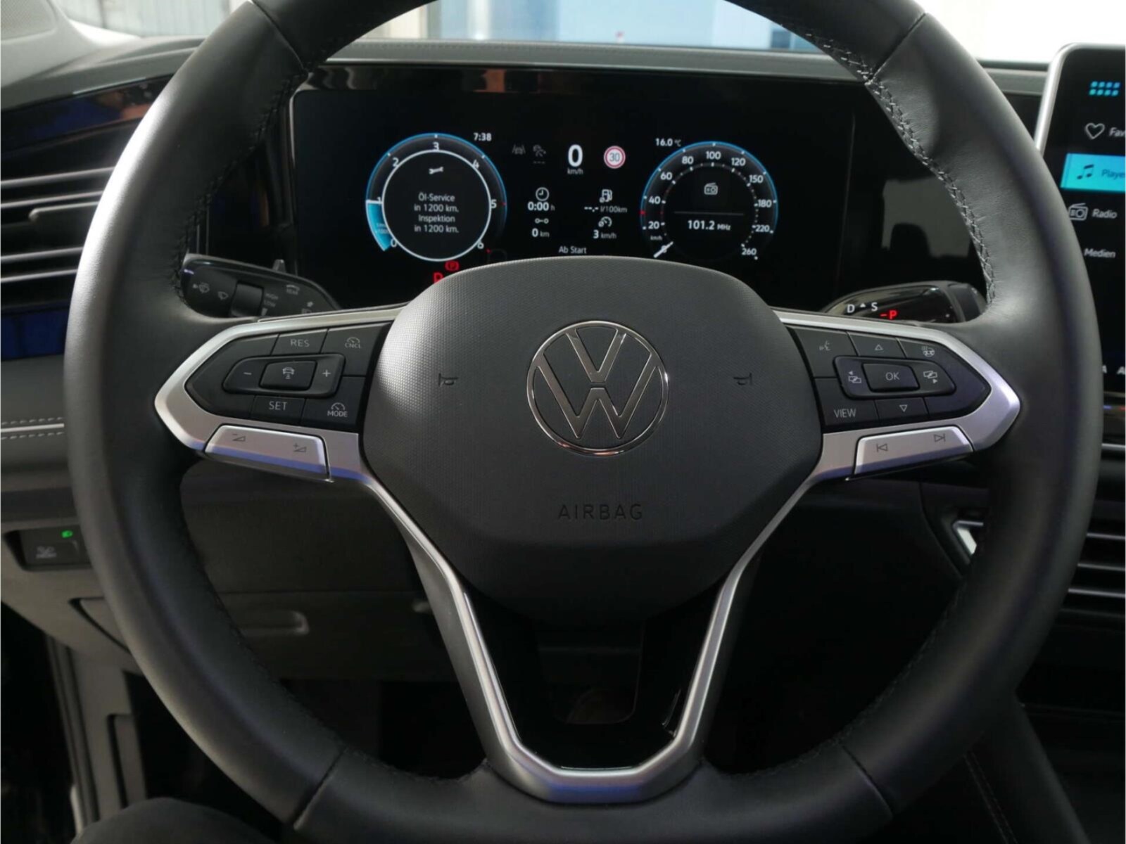 Volkswagen Tiguan – Bild 11