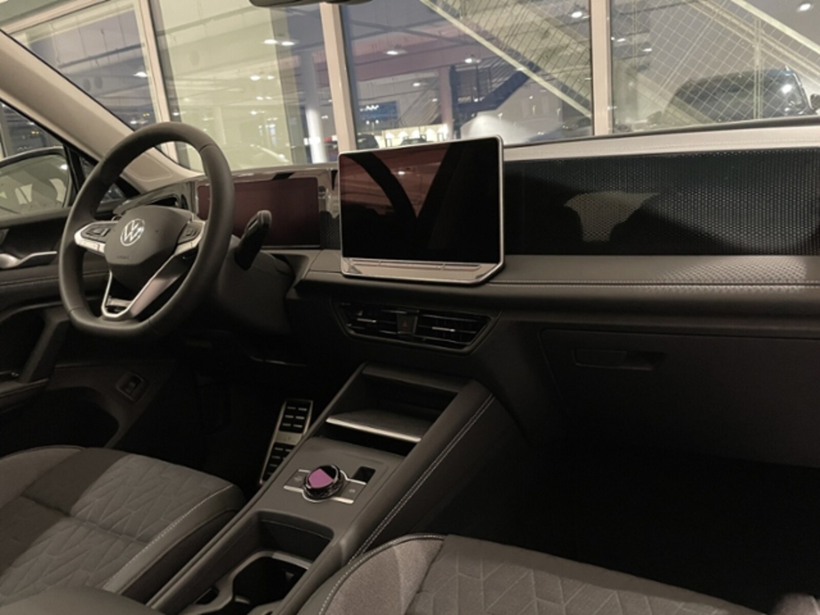 Volkswagen Tiguan – Bild 8