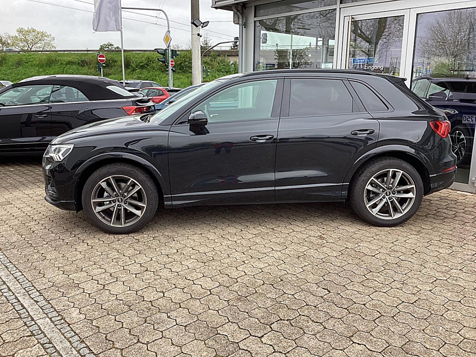 Audi Q3 SUV advanced