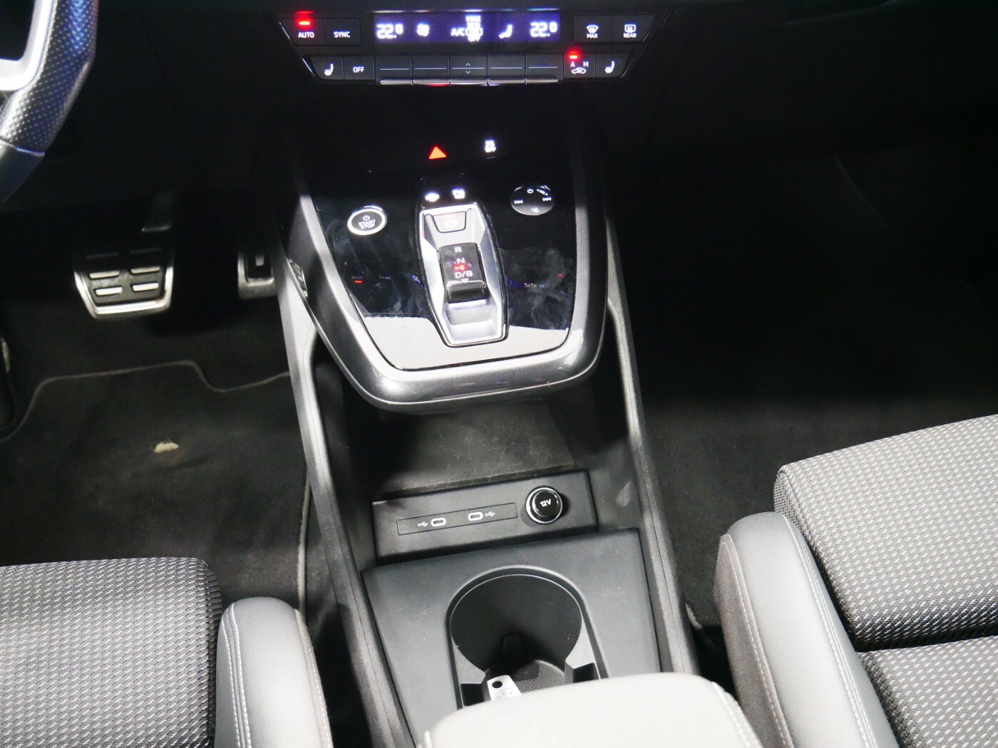 Image about Audi Q4 e-tron 40 e-tron