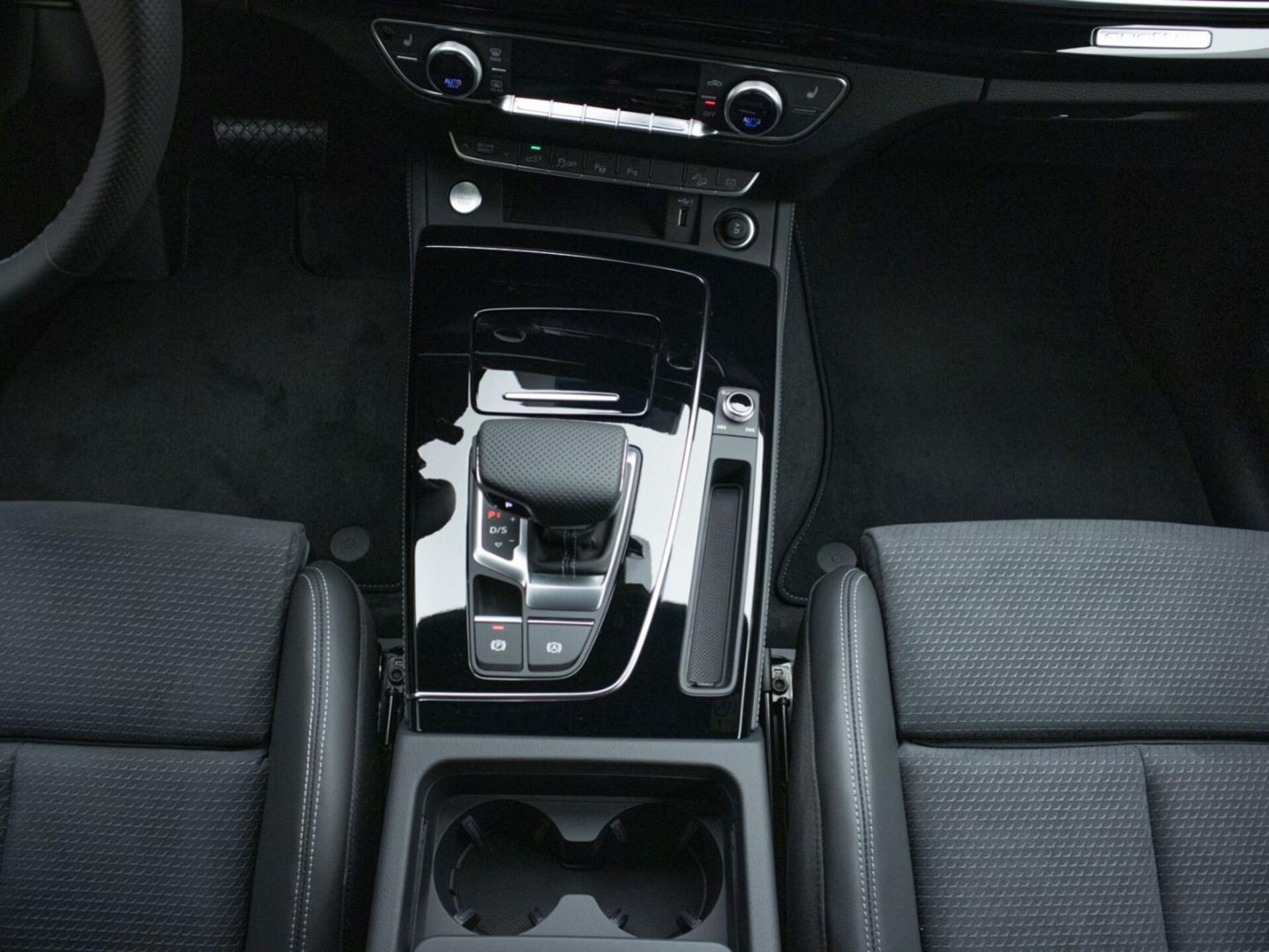 Audi Q5 TFSI e S line