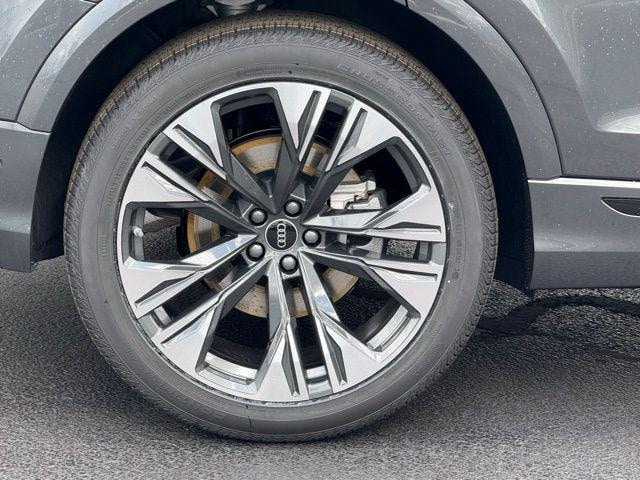 2026 Audi Q8 Premium Plus - Photo 7