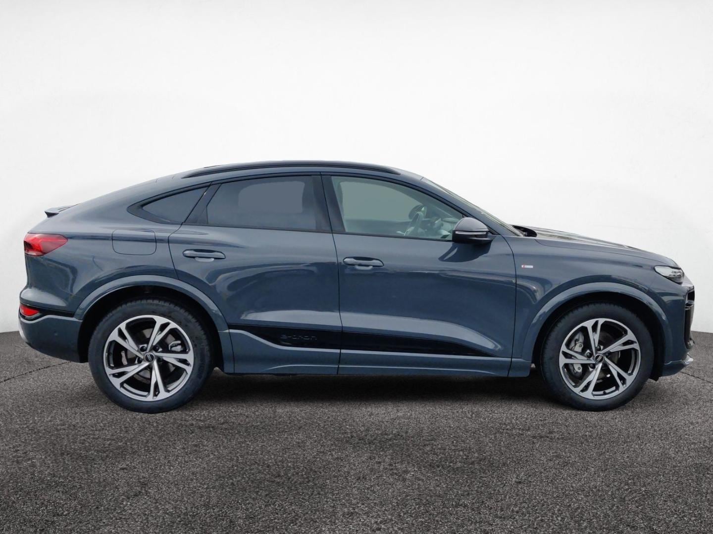 Bild über Audi Q6 Sportback e-tron e-tron - für weitere Informationen kontaktieren Sie den Audi Partner